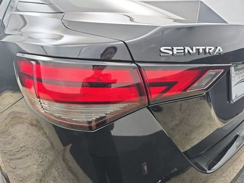 Used 2025 Nissan Sentra SV FWD image 31