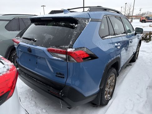Used 2023 Toyota RAV4 AWD Hybrid image 6