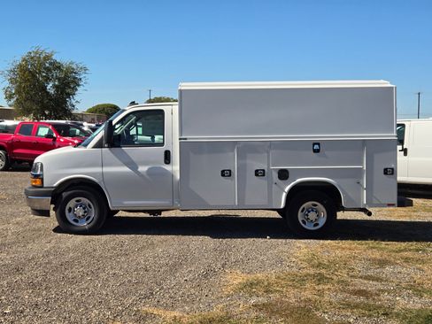New 2025 Chevrolet Express 3500 w/ Power Convenience Package RWD image 6
