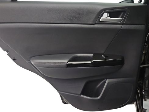 Used 2021 Kia Sportage S w/ S AWD Premium Package image 24