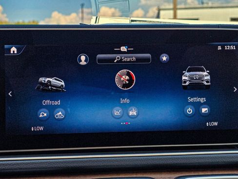 New 2026 Mercedes-Benz GLS 450 4MATIC image 16