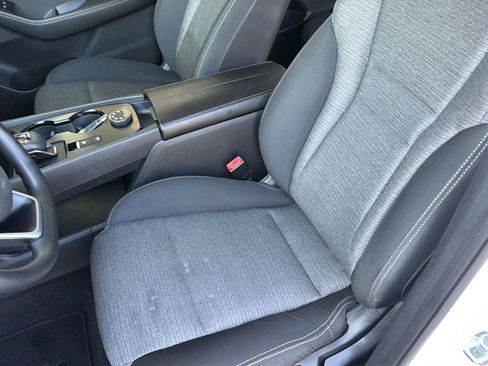 Used 2022 Nissan Rogue S AWD/4WD image 28