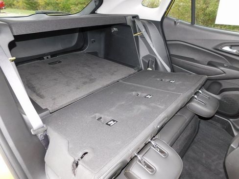 Used 2024 Chevrolet Trax ACTIV image 25