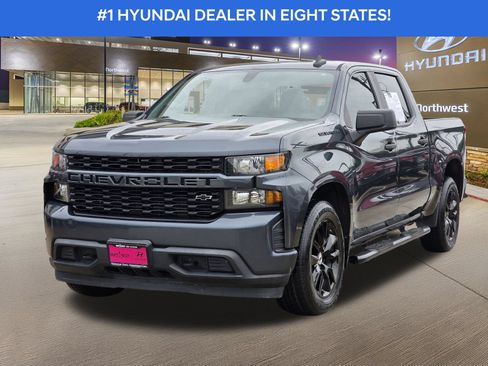 Used 2021 Chevrolet Silverado 1500 Custom w/ LPO, Dark Essentials Package RWD image 2