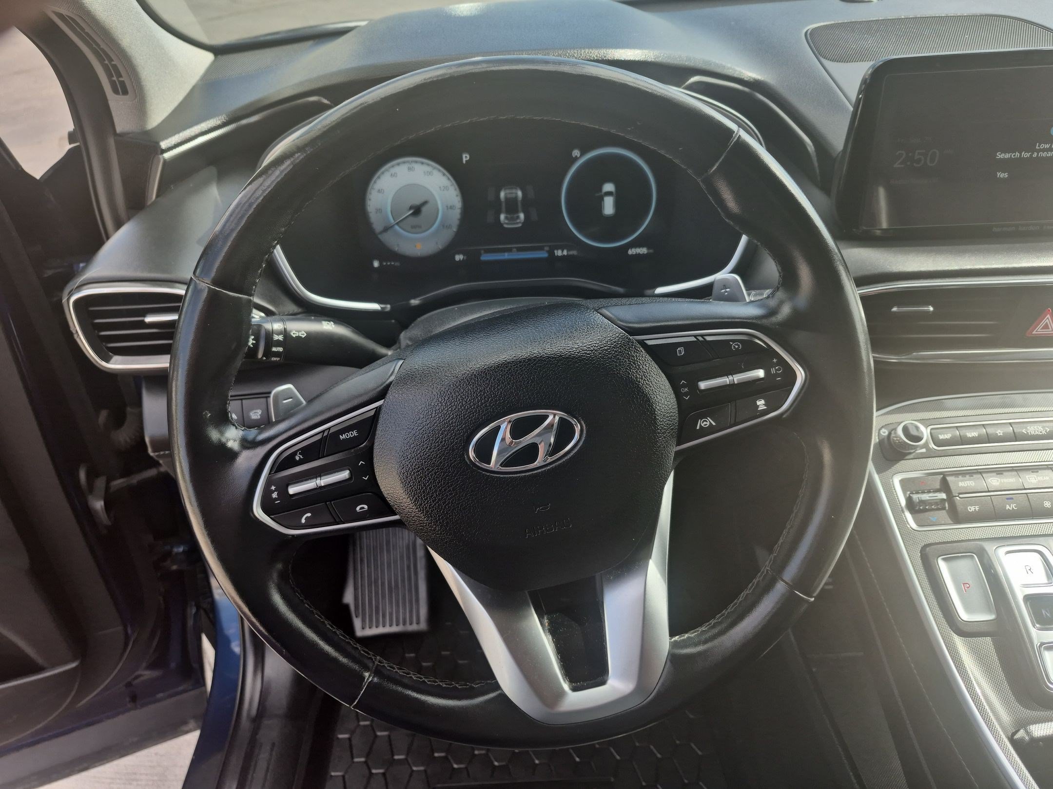 Used 2022 Hyundai Santa Fe Limited AWD/4WD image 17