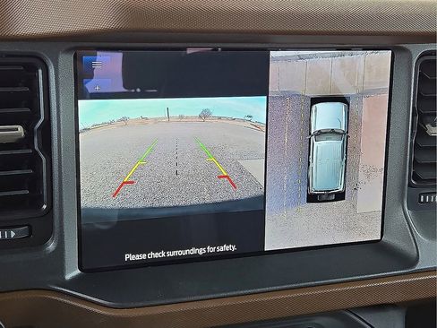 Used 2024 Ford Bronco Outer Banks image 27