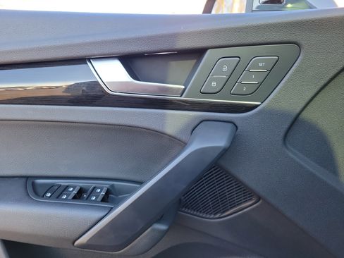 Used 2018 Audi Q5 2.0T Premium Plus w/ Premium Plus Package image 18