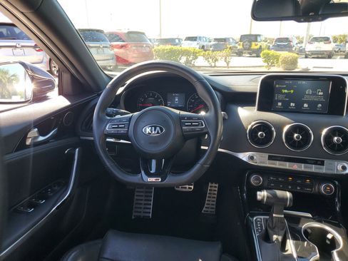 Used 2021 Kia Stinger GT-Line image 12