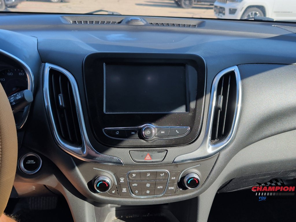 Used 2018 Chevrolet Equinox LT FWD image 13