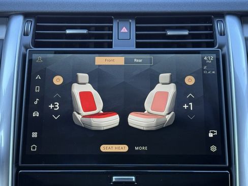 Certified 2025 Land Rover Discovery Dynamic SE image 24