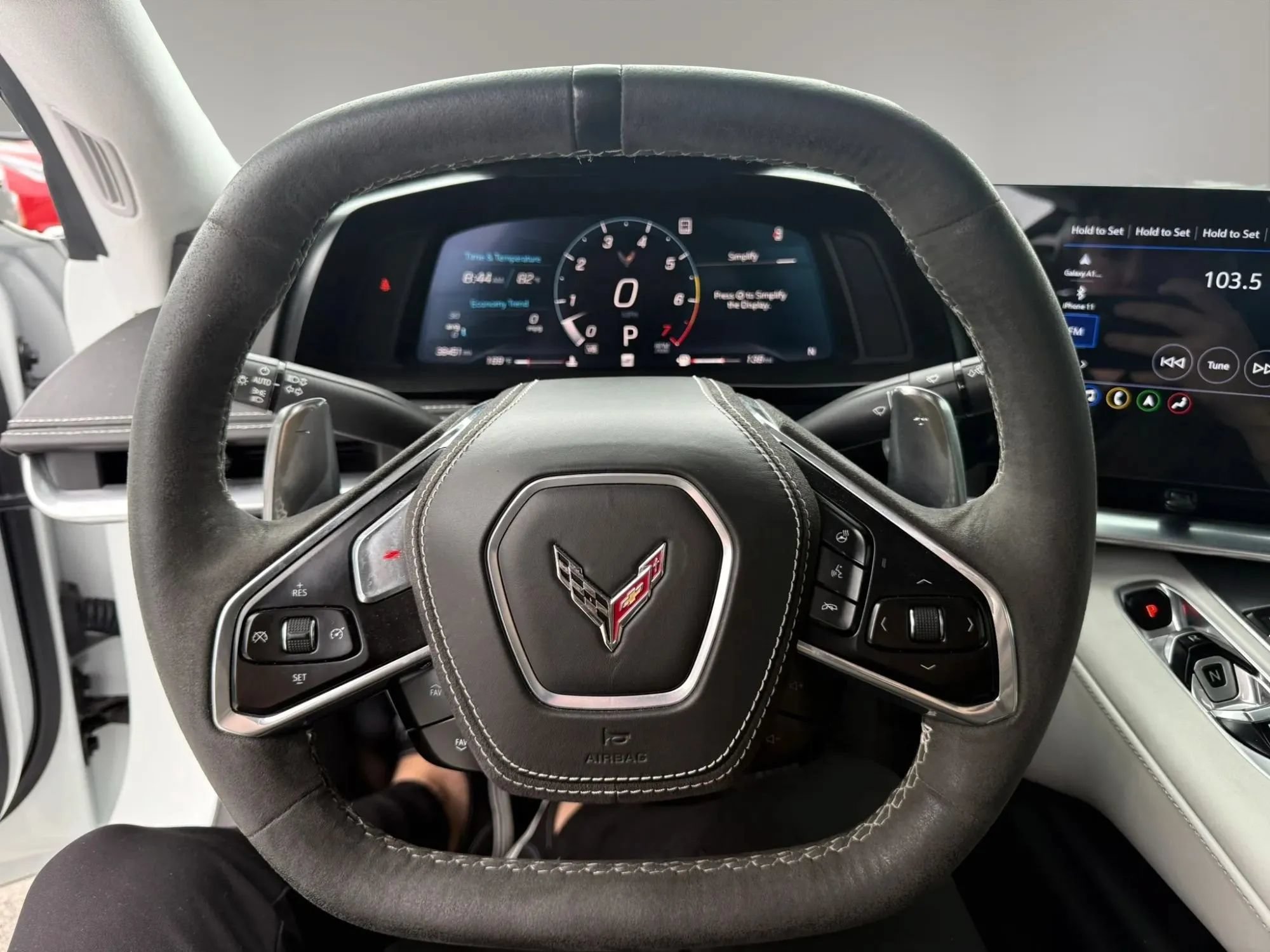 Used 2021 Chevrolet Corvette Stingray Premium Conv w/ Z51 Performance Package RWD image 15