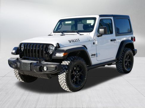 Used 2022 Jeep Wrangler Willys image 3