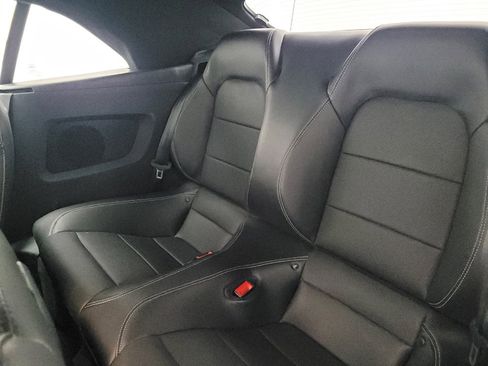 Used 2018 Ford Mustang Premium image 18