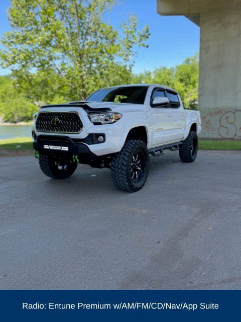 Used 2019 Toyota Tacoma TRD Sport AWD/4WD image 8