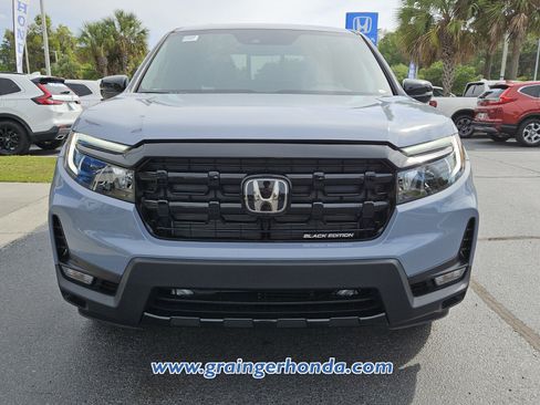 New 2026 Honda Ridgeline Black Edition image 8