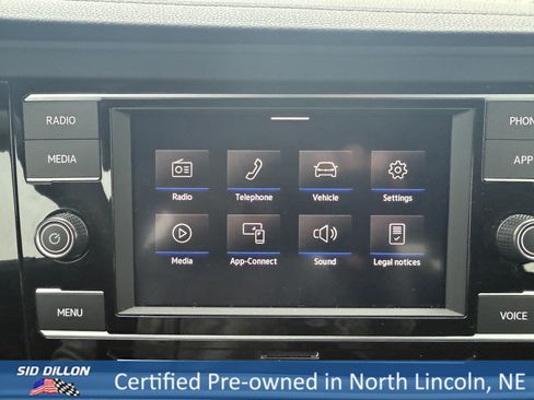 Used 2024 Volkswagen Jetta Sport image 15