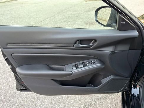 Certified 2024 Nissan Altima 2.5 S image 16