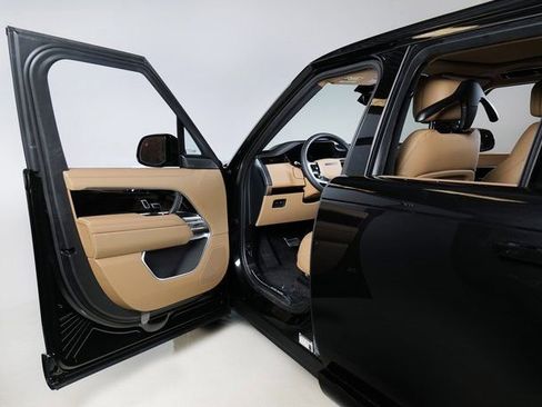 New 2026 Land Rover Range Rover SE AWD/4WD image 24