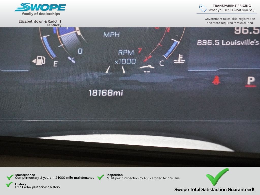 Used 2025 Chevrolet Traverse LT FWD image 18