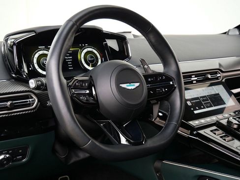 Used 2025 Aston Martin V8 Vantage image 11