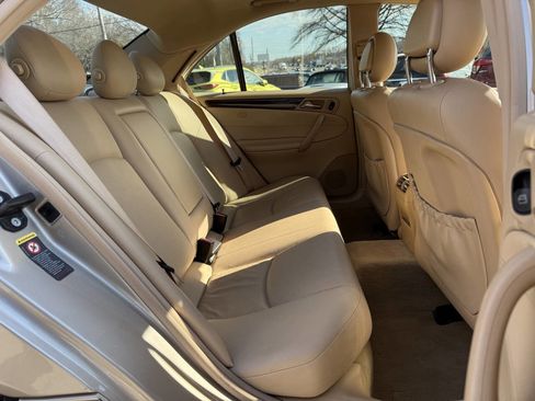 Used 2003 Mercedes-Benz C 240 Sedan image 16