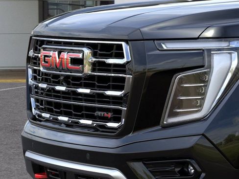 New 2026 GMC Yukon AT4 AWD/4WD image 13