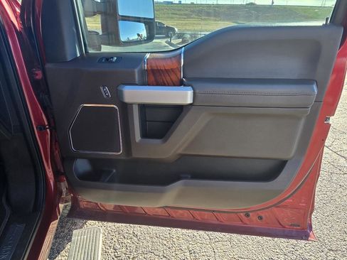 Used 2019 Ford F250 King Ranch w/ King Ranch Ultimate Package AWD/4WD image 14
