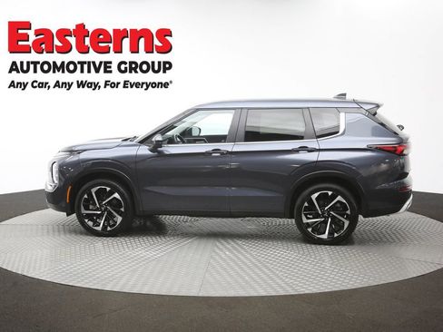 Used 2024 Mitsubishi Outlander SE AWD/4WD image 60