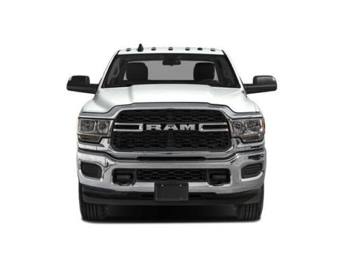 Used 2022 RAM 2500 Laramie w/ Night Edition AWD/4WD image 4