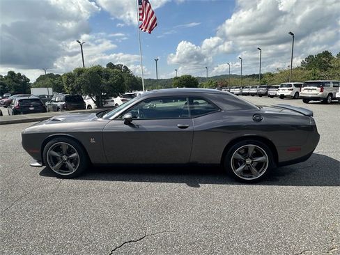Used 2021 Dodge Challenger R/T Scat Pack w/ Dynamics Package image 2