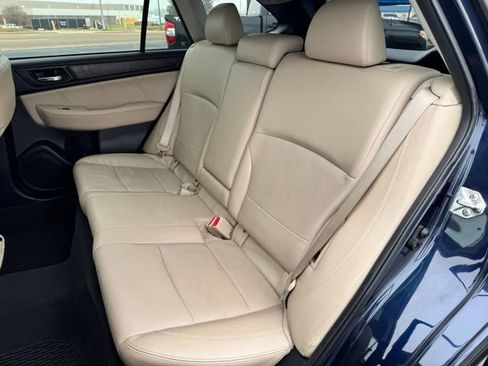 Used 2018 Subaru Outback 2.5i Limited image 24