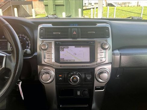 Used 2017 Toyota 4Runner SR5 RWD image 43