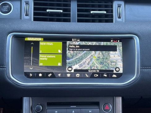 Used 2018 Land Rover Range Rover Evoque SE Premium image 19