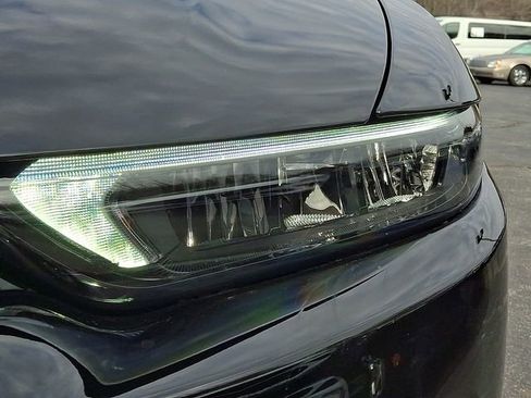 Used 2024 Dodge Hornet R/T image 9