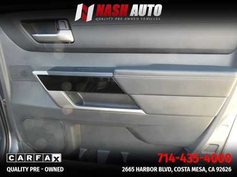 Used 2025 Toyota Tundra Limited AWD/4WD image 48