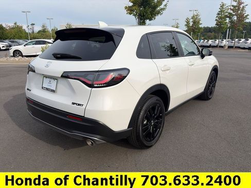 Used 2026 Honda HR-V Sport image 7