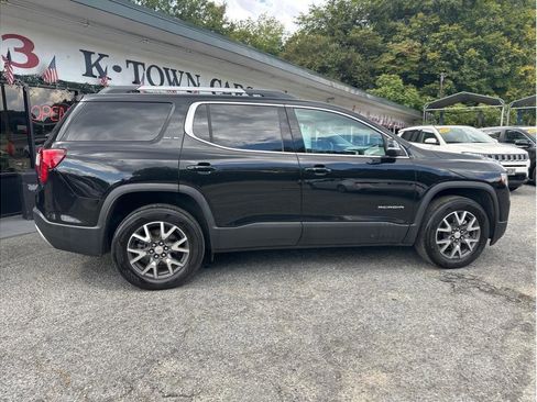 Used 2021 GMC Acadia SLE w/ Driver Convenience Package image 5