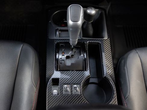 Used 2024 Toyota 4Runner TRD Off-Road Premium AWD/4WD image 23