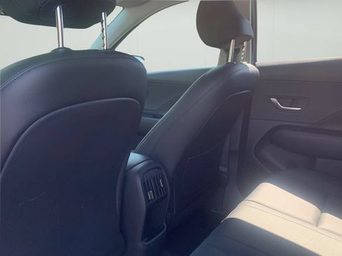 Certified 2024 Hyundai Kona Limited FWD image 22