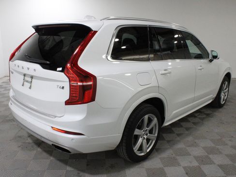 Used 2020 Volvo XC90 T6 Momentum AWD/4WD image 29