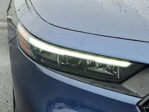 Certified 2025 Honda Accord SE image 9
