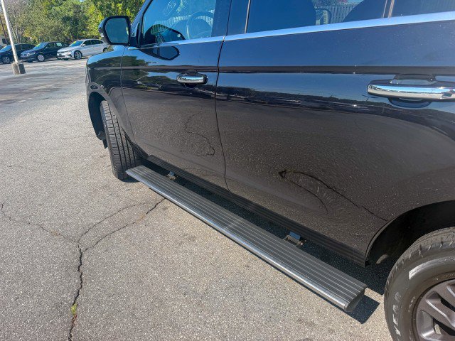 Used 2019 Ford Expedition Limited w/ Equipment Group 301A AWD/4WD image 17