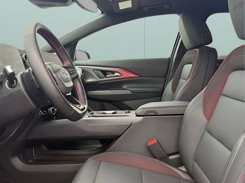 Used 2026 Chevrolet Equinox EV RS FWD image 15