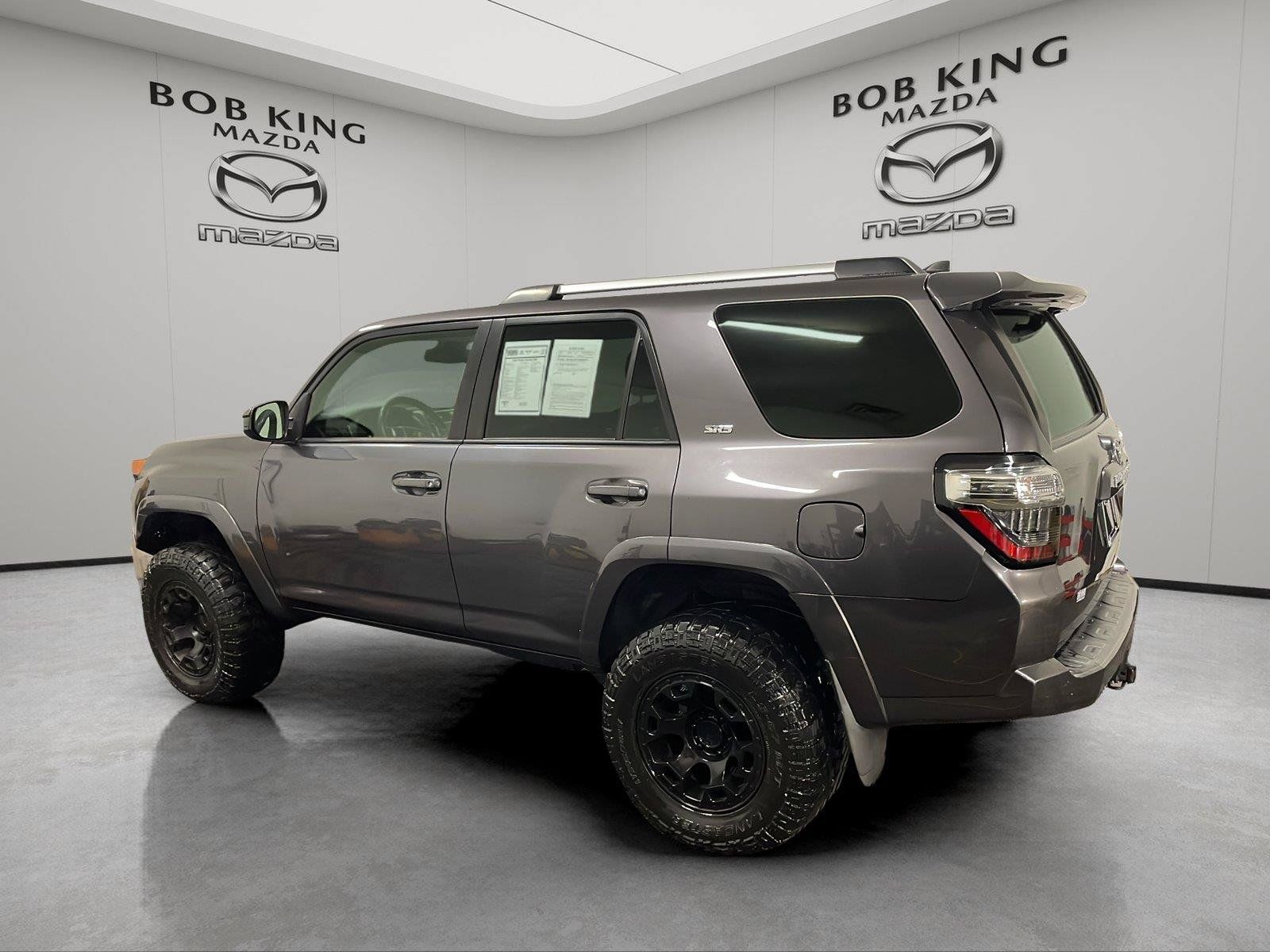 Used 2021 Toyota 4Runner SR5 RWD image 3