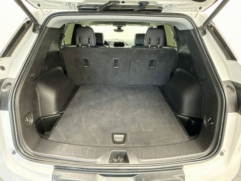Used 2020 Chevrolet Blazer LT w/ Sound & Technology Package FWD image 27