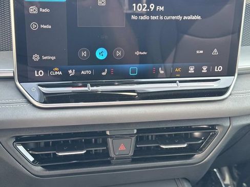 New 2026 Volkswagen Tiguan SE R-Line FWD image 20