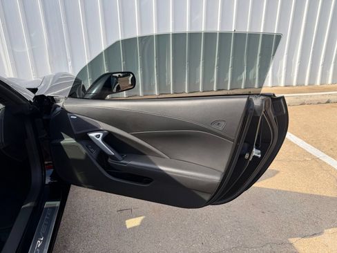Used 2017 Chevrolet Corvette Stingray Coupe w/ Battery Protection Package RWD image 23