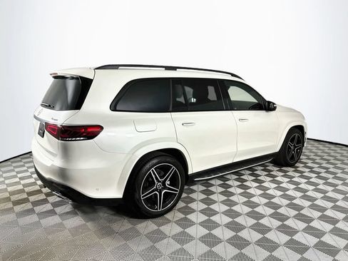 Used 2023 Mercedes-Benz GLS 450 4MATIC image 7