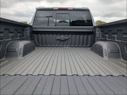 New 2026 Chevrolet Silverado 1500 LT w/ Safety Package RWD image 14