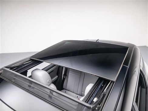 New 2026 Land Rover Range Rover Evoque S image 14